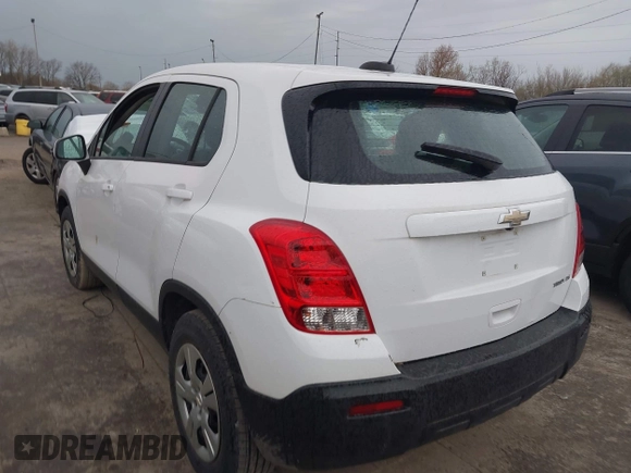 2016 Chevrolet Trax LS with VIN KL7CJKSBXGB647909, listed as a IAAI auction lot 41930642 with 112,063 mi miles. Bid and sale history available at carsss.com. Image 3.