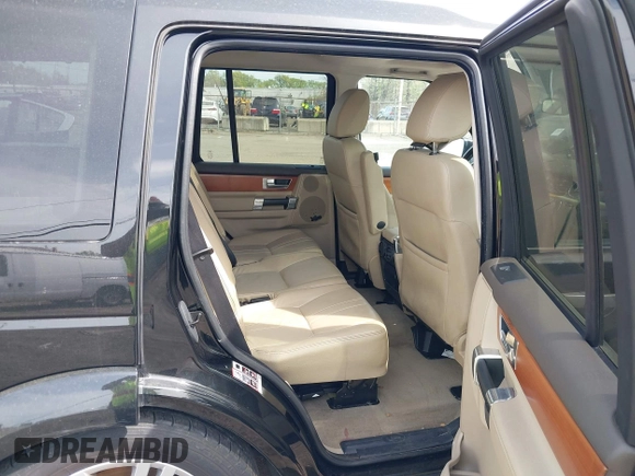 2011 Land Rover LR4 HSE with VIN SALAG2D46BA571488, listed as a IAAI auction lot 42134925 with 104,430 mi miles and . Bid and sale history available at DreamBid. Image 8.