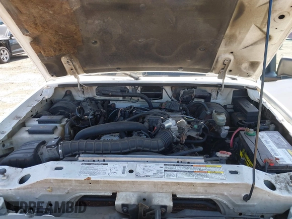 2000 Ford Ranger XL with VIN 1FTYR10V8YTA99803, listed as a IAAI auction lot 42113776 with 149,396 mi miles. Bid and sale history available at carsss.com. Image 10.
