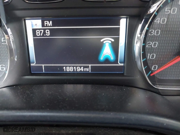 2015 Chevrolet Silverado 1500 LT with VIN 3GCUKREC7FG275047, listed as a IAAI auction lot 41689067 with 188,194 mi miles. Bid and sale history available at carsss.com. Image 7.