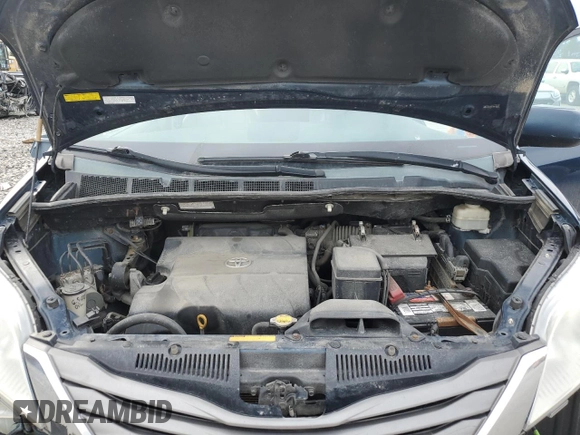 2011 Toyota Sienna XLE with VIN 5TDDK3DC7BS019811, listed as a Copart auction lot 49228165 with 194,863 mi miles and Salvage Title. Bid and sale history available at carsss.com. Image 12.