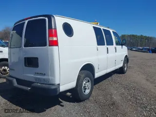 2005 Chevrolet Express Cargo Van with VIN 1GCGG25V751199155, listed as a IAAI auction lot 41809049 with 73,431 mi miles. Bid and sale history available at carsss.com. Image 4.