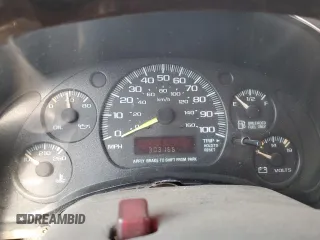 2000 GMC Safari z VIN 1GDDM19W3YB518506, wystawiony jako Copart lot #80923314 z przebiegiem 303 166 mil mil oraz Szkody całkowita. Historia ofert i sprzedaży dostępna na DreamBid. Obrazek 9.