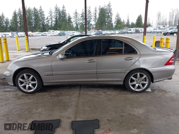 2003 Mercedes-Benz C 230 Kompressor with VIN WDBRF40J43F385553, listed as a IAAI auction lot 41614596 with 196,640 mi miles and . Bid and sale history available at DreamBid. Image 13.
