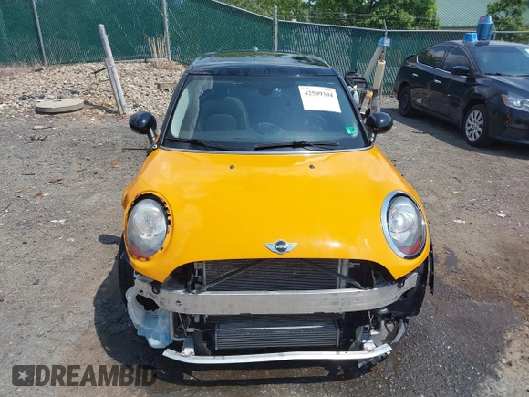 2016 MINI Hardtop 4 Door z VIN WMWXU1C53G2D08424, wystawiony jako IAAI lot #42509304 z przebiegiem 97 729 mil mil oraz . Historia ofert i sprzedaży dostępna na DreamBid. Obrazek 13.
