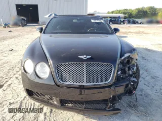 2007 Bentley Continental GT z VIN SCBDR33W97C043904, wystawiony jako Copart lot #52854405 z przebiegiem 54 335 mil mil oraz Szkody całkowita. Historia ofert i sprzedaży dostępna na DreamBid. Obrazek 5.