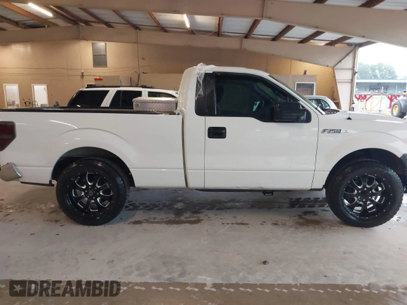 2013 Ford F-150 XL с VIN 1FTMF1CF2DFD52330, выставлен на аукционе IAAI как лот 42527052 с пробегом 173 898 миль миль и . История ставок и продаж доступна на DreamBid. Изображение 13.