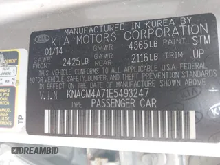 2014 Kia Optima LX z VIN KNAGM4A71E5493247, wystawiony jako IAAI lot #42035797 z przebiegiem 153 811 mil mil oraz . Historia ofert i sprzedaży dostępna na DreamBid. Obrazek 9.