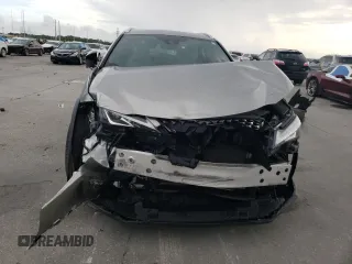 2020 Lexus UX with VIN JTHP3JBH8L2030935, listed as a Copart auction lot 60865774 with 25,743 mi miles and Salvage Title. Bid and sale history available at carsss.com. Image 5.