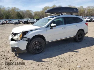2017 Subaru Outback Touring z VIN 4S4BSATC2H3296854, wystawiony jako Copart lot #50394105 z przebiegiem 109 211 mil mil oraz Czysty tytuł • Clean title. Historia ofert i sprzedaży dostępna na DreamBid. Obrazek 1.