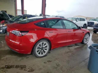 2022 Tesla Model 3 z VIN 5YJ3E1EA7NF289960, wystawiony jako Copart lot #60655555 z przebiegiem 119 290 mil mil oraz Czysty tytuł • Clean title. Historia ofert i sprzedaży dostępna na DreamBid. Obrazek 3.