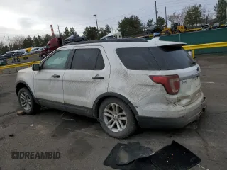 2017 Ford Explorer z VIN 1FM5K8B82HGD58779, wystawiony jako Copart lot #49643485 z przebiegiem 121 400 mil mil oraz Szkoda całkowita • Salvage title. Historia ofert i sprzedaży dostępna na DreamBid. Obrazek 2.