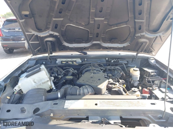 2007 Ford Ranger STX with VIN 1FTYR44E17PA04601, listed as a IAAI auction lot 42076876 with 111,746 mi miles. Bid and sale history available at carsss.com. Image 10.