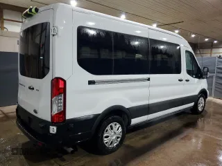 2024 Ford Transit Passenger XL z VIN 1FBAX2C85RKA42408, wystawiony jako Copart lot #55796105 z przebiegiem 29 816 mil mil oraz Czysty tytuł • Clean title. Historia ofert i sprzedaży dostępna na DreamBid. Obrazek 3.
