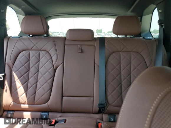 2023 BMW X5 sDrive40i with VIN 5UXCR4C04P9R12480, listed as a Copart auction lot 61082815 with 17,249 mi miles and Salvage title. Bid and sale history available at DreamBid. Image 10.