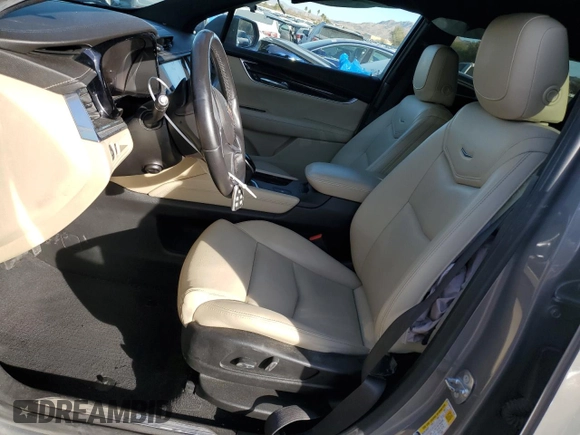 2018 Cadillac XT5 FWD with VIN 1GYKNARS1JZ116528, listed as a Copart auction lot 42546325 with 63,301 mi miles and Salvage Title. Bid and sale history available at carsss.com. Image 7.