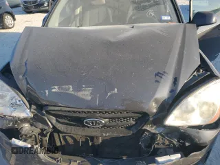 2008 Kia Rondo LX with VIN KNAFG525187201854, listed as a Copart auction lot 74352904 with 127,716 mi miles and Salvage Title. Bid and sale history available at carsss.com. Image 12.