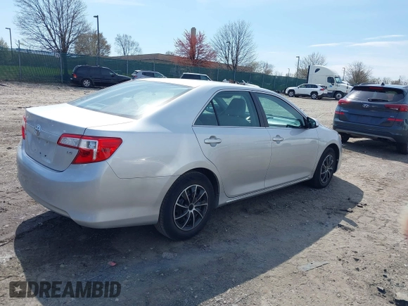 2012 Toyota Camry L with VIN 4T1BF1FK8CU101429, listed as a IAAI auction lot 41941922 with 166,487 mi miles. Bid and sale history available at carsss.com. Image 4.