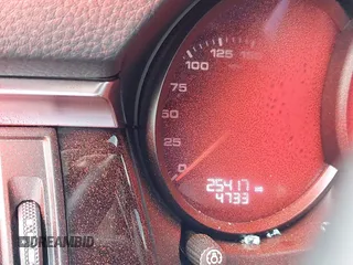 2020 Porsche Macan z VIN WP1AA2A55LLB05187, wystawiony jako IAAI lot #42037890 z przebiegiem 25 417 mil mil oraz . Historia ofert i sprzedaży dostępna na DreamBid. Obrazek 7.