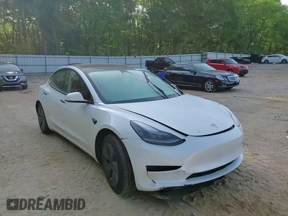 2023 Tesla Model 3 z VIN 5YJ3E1EA9PF656845, wystawiony jako Copart lot #53199405 z przebiegiem Nie podano mil oraz Szkoda całkowita • Salvage title. Historia ofert i sprzedaży dostępna na DreamBid. Obrazek 13.