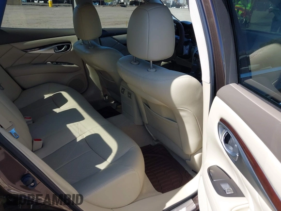 2015 Infiniti Q70 with VIN JN1BY1AR1FM560845, listed as a IAAI auction lot 42165981 with 75,767 mi miles and . Bid and sale history available at DreamBid. Image 8.