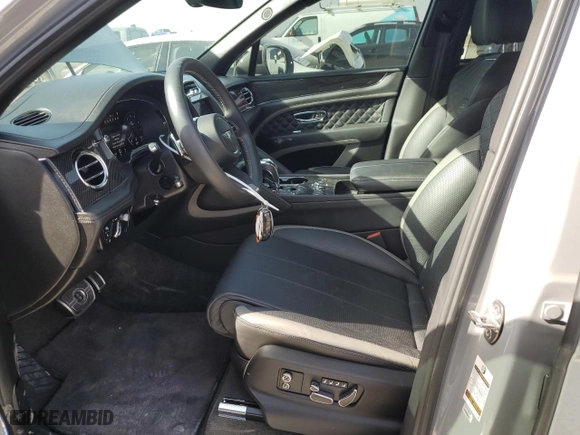 2022 Bentley Bentayga Speed with VIN SJAAR2ZV5NC013998, listed as a Copart auction lot 47410675 with 20,222 mi miles and Salvage Title. Bid and sale history available at carsss.com. Image 7.