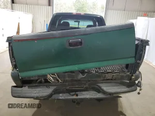 2001 Chevrolet Silverado 1500 LS with VIN 2GCEC19V611112938, listed as a Copart auction lot 88750485 with 368,647 mi miles and Salvage Title. Bid and sale history available at DreamBid. Image 6.