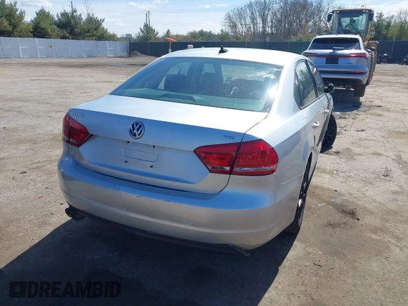 2015 Volkswagen Passat 1.8T Limited Edition with VIN 1VWAT7A32FC043594, listed as a IAAI auction lot 41867799 with 195,144 mi miles. Bid and sale history available at carsss.com. Image 4.