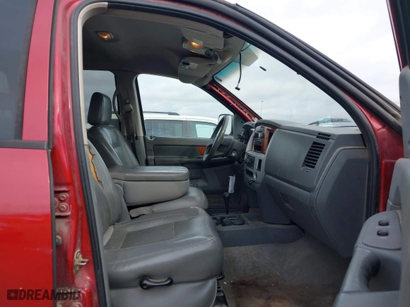2007 Dodge Ram 2500 SLT with VIN 1D7KS28C57J501540, listed as a IAAI auction lot 41558961 with 249,238 mi miles. Bid and sale history available at carsss.com. Image 5.