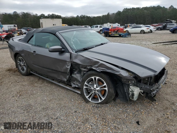2014 Ford Mustang V6 with VIN 1ZVBP8EM1E5205591, listed as a Copart auction lot 87400314 with 102,002 mi miles and Salvage Title. Bid and sale history available at carsss.com. Image 4.