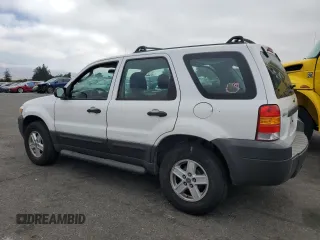 2005 Ford Escape XLS Value with VIN 1FMYU02Z15KC45321, listed as a Copart auction lot 75925824 with 179,408 mi miles and Salvage Title. Bid and sale history available at carsss.com. Image 2.