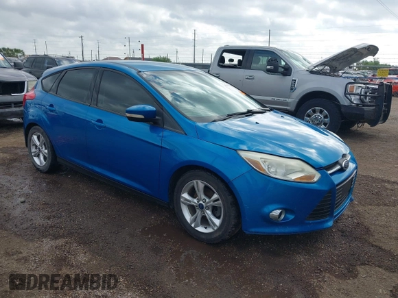2013 Ford Focus SE with VIN 1FADP3K22DL189516, listed as a IAAI auction lot 42035388 with 120,656 mi miles. Bid and sale history available at carsss.com. Image 1.