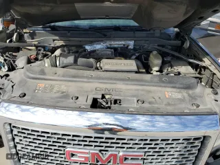 2017 GMC Sierra 2500HD Denali with VIN 1GT12UEY6HF190500, listed as a Copart auction lot 87604575 with 0 mi miles and Salvage Title. Bid and sale history available at carsss.com. Image 11.