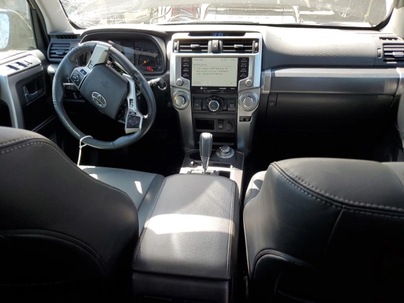 2023 Toyota 4Runner SR5 Premium with VIN JTENU5JR0P6088961, listed as a Copart auction lot 55320975 with 42,118 mi miles and Salvage title. Bid and sale history available at DreamBid. Image 8.