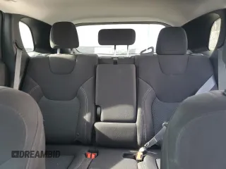 2019 Jeep Cherokee Latitude с VIN 1C4PJLCB6KD416480, выставлен на аукционе Copart как лот 60471315 с пробегом 115 657 миль миль и Списание • Salvage title. История ставок и продаж доступна на DreamBid. Изображение 10.