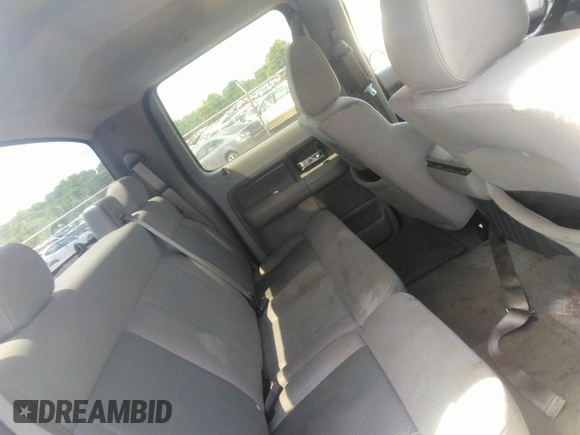 2008 Ford F-150 XLT z VIN 1FTPW12V58FC02143, wystawiony jako IAAI lot #42617372 z przebiegiem 287 750 mil mil oraz . Historia ofert i sprzedaży dostępna na DreamBid. Obrazek 8.