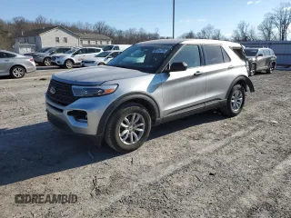 2020 Ford Explorer with VIN 1FMSK8BH2LGC20557, listed as a Copart auction lot 88726275 with 5,597 mi miles and Salvage Title. Bid and sale history available at carsss.com. Image 1.