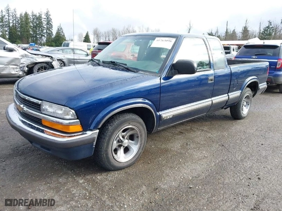 1999 Chevrolet S-10 LS with VIN 1GCCS19X9XK206722, listed as a IAAI auction lot 41763098 with 127,684 mi miles. Bid and sale history available at carsss.com. Image 2.