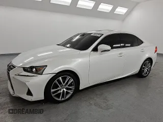 2019 Lexus IS 300 with VIN JTHBA1D24K5084786, listed as a Copart auction lot 61334435 with 31,624 mi miles and Clean title. Bid and sale history available at DreamBid. Image 1.