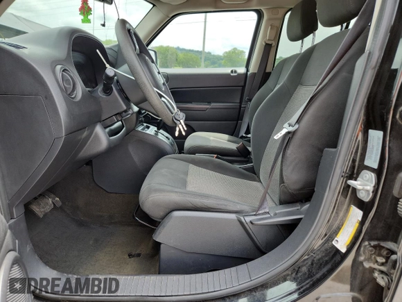 2017 Jeep Patriot Sport with VIN 1C4NJPBA2HD116080, listed as a Copart auction lot 63085215 with 89,826 mi miles and Salvage title. Bid and sale history available at DreamBid. Image 7.