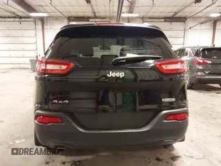 2017 Jeep Cherokee Latitude с VIN 1C4PJMCB6HD227326, выставлен на аукционе IAAI как лот 42181798 с пробегом 147 962 миль миль и . История ставок и продаж доступна на DreamBid. Изображение 16.