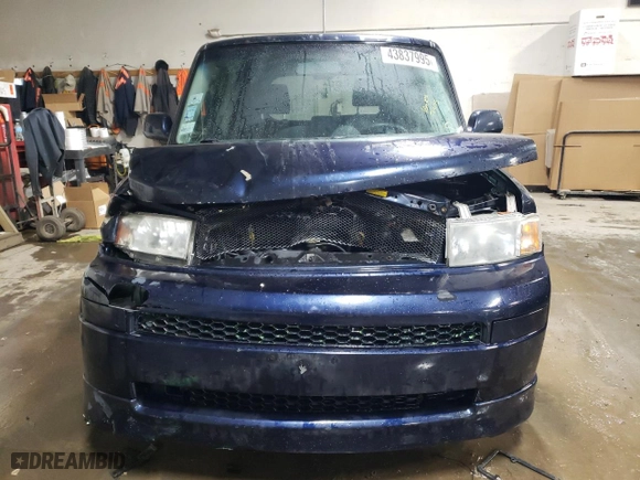2006 Scion xB with VIN JTLKT324464090907, listed as a Copart auction lot 43837995 with 169,981 mi miles and Salvage Title. Bid and sale history available at carsss.com. Image 5.