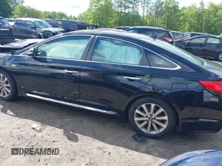 2017 Hyundai Sonata Sport z VIN 5NPE34AF3HH502782, wystawiony jako IAAI lot #42320939 z przebiegiem 164 575 mil mil oraz . Historia ofert i sprzedaży dostępna na DreamBid. Obrazek 14.