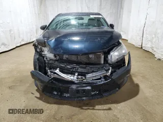 2015 Toyota Camry XLE with VIN 4T1BF1FK3FU077674, listed as a Copart auction lot 52679985 with 128,417 mi miles and Salvage Title. Bid and sale history available at DreamBid. Image 5.