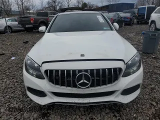 2018 Mercedes-Benz C 300 с VIN 55SWF4KB5JU258448, выставлен на аукционе Copart как лот 48112725 с пробегом 72 610 миль миль и Списание • Salvage title. История ставок и продаж доступна на DreamBid. Изображение 5.