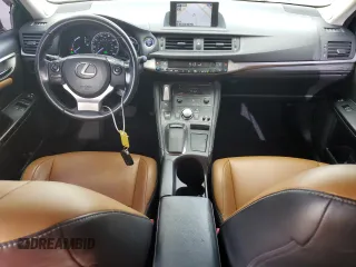2014 Lexus CT 200h z VIN JTHKD5BHXE2189697, wystawiony jako Copart lot #44744155 z przebiegiem 170 555 mil mil oraz Szkoda całkowita • Salvage title. Historia ofert i sprzedaży dostępna na DreamBid. Obrazek 8.