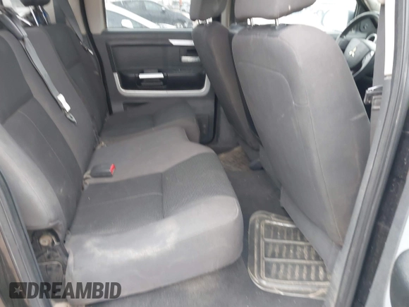 2008 Mitsubishi Raider LS z VIN 1Z7HC28K18S588457, wystawiony jako IAAI lot #41597701 z przebiegiem 155 343 mil mil oraz . Historia ofert i sprzedaży dostępna na DreamBid. Obrazek 8.