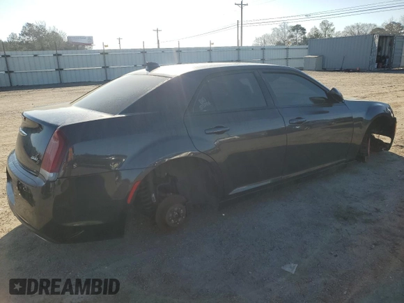 2015 Chrysler 300 with VIN 2C3CCABG4FH853479, listed as a Copart auction lot 48600135 with 207,327 mi miles and Clean Title. Bid and sale history available at carsss.com. Image 3.