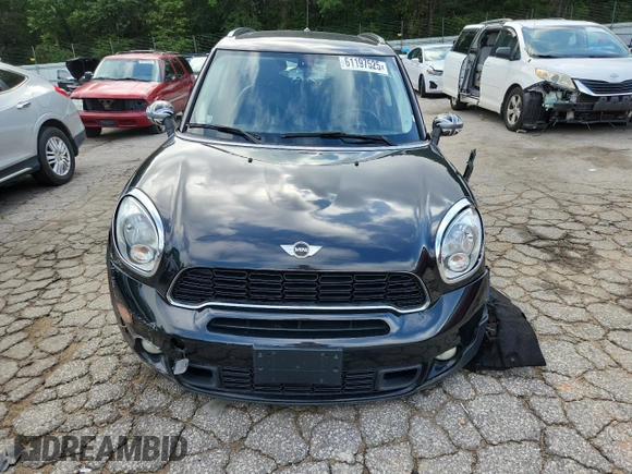 2014 MINI Countryman S with VIN WMWZC3C56EWP25479, listed as a Copart auction lot 61197525 with 101,146 mi miles and Salvage title. Bid and sale history available at DreamBid. Image 5.