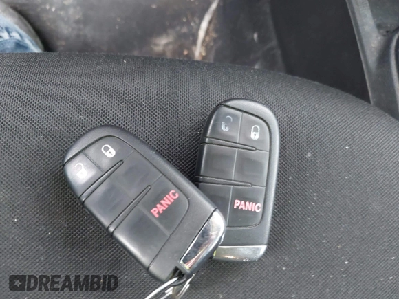 2019 Jeep Renegade Upland z VIN ZACNJBAB4KPJ77465, wystawiony jako IAAI lot #42572228 z przebiegiem 63 453 mil mil oraz . Historia ofert i sprzedaży dostępna na DreamBid. Obrazek 11.